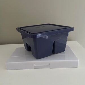 Watercolour painting supplies ~ brush washer and half pan palette